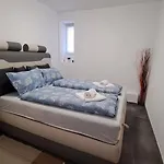 Elita Prenociste